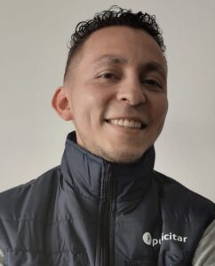 Imagen de Agradecimiento: Jeison Suarez (Operario de Impresión UV)